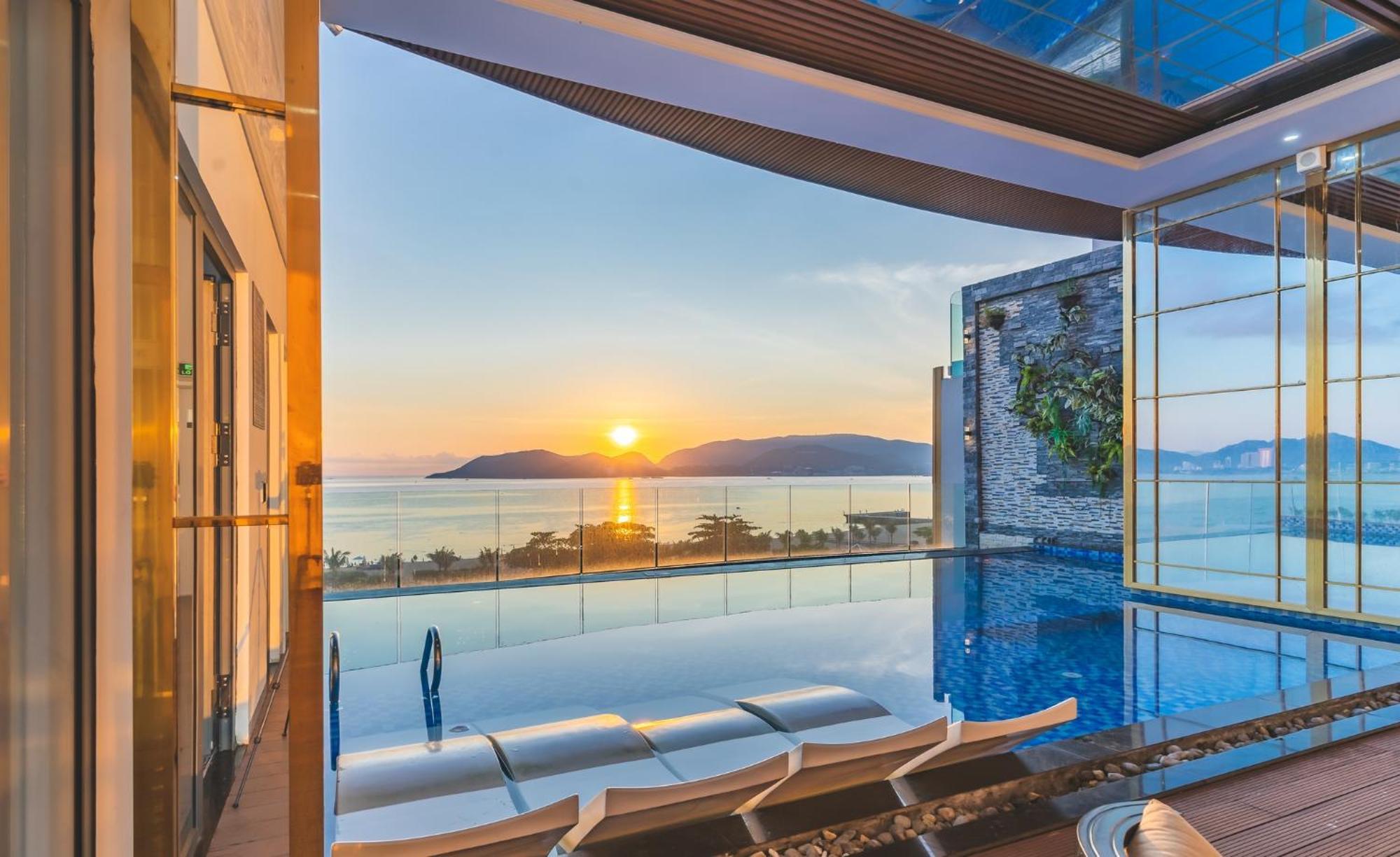 La Vague Hotel На Транг Екстериор снимка